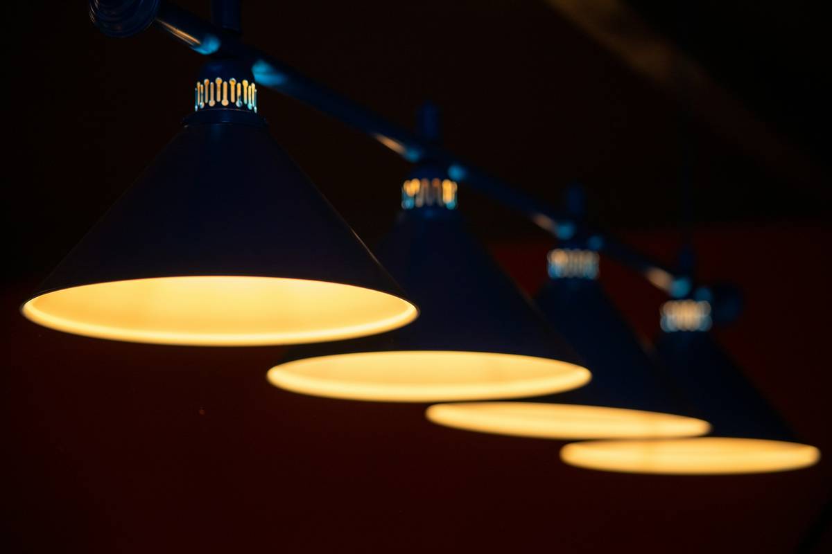 Why Your Home Bar Feels Flat (And How Hanger Bar Lighting Fixtures Fix It Instantly)